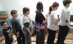 Рубрика: Страничка психолога Улыбки. Развитие межличностных отношений младших школьников средствами психологического тренинг